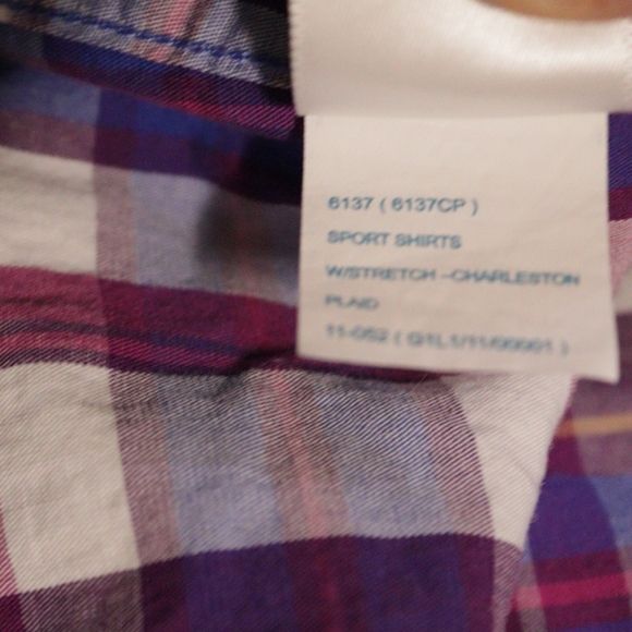 Southern Tide button down - Picture 5 of 5